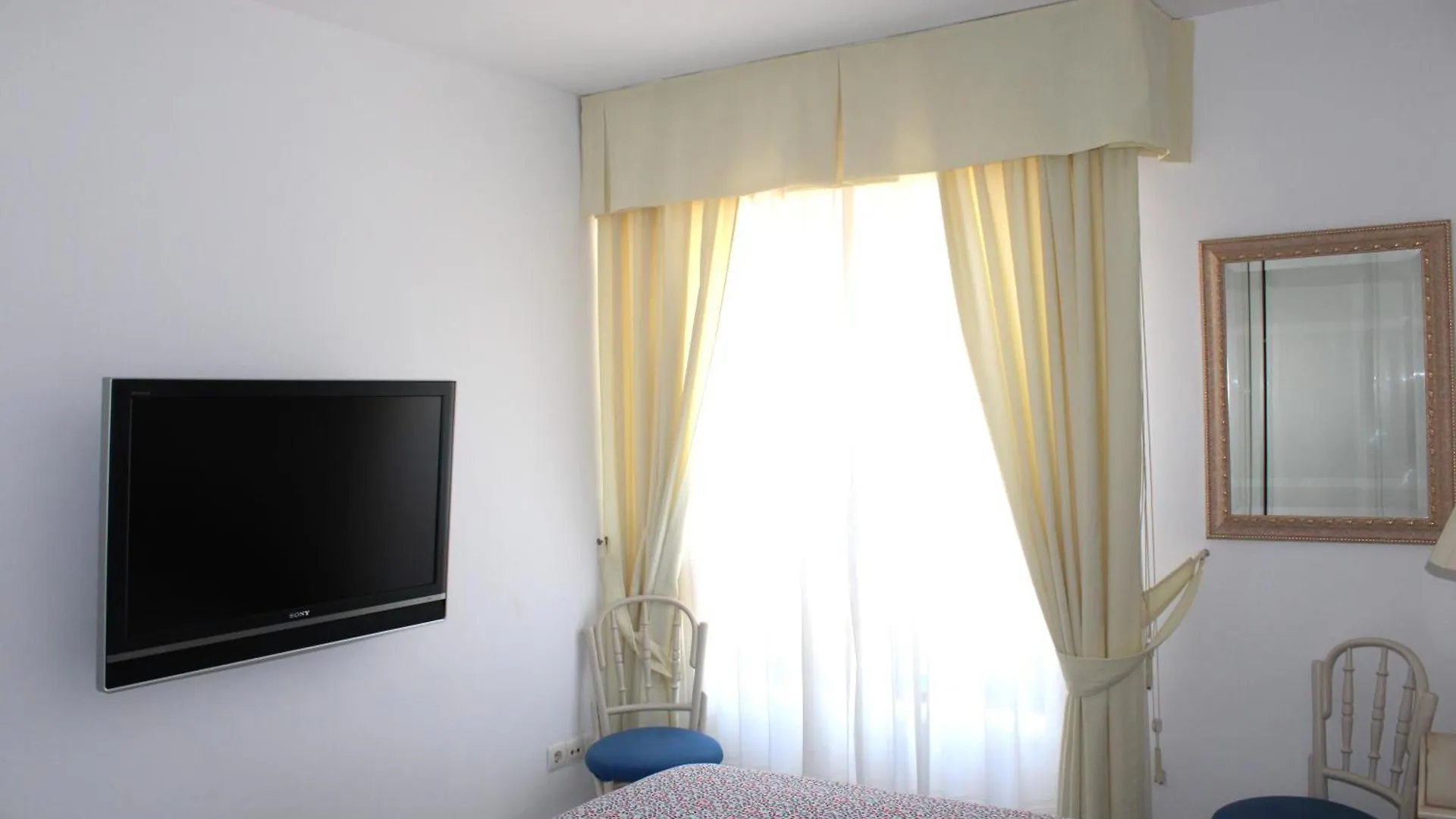 Piso A 10 Minutos Andando De Puerto Banus. Apartment Marbella