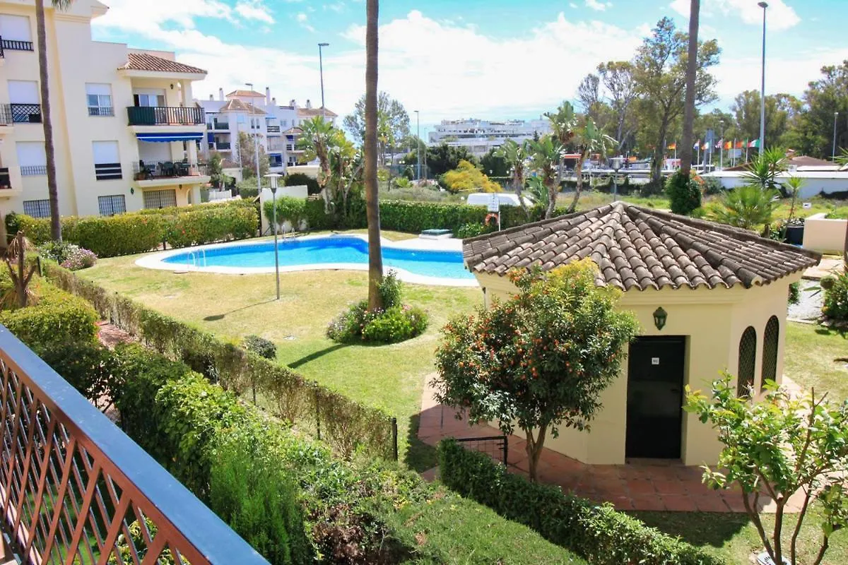 Piso A 10 Minutos Andando De Puerto Banus. Apartment Marbella Spain