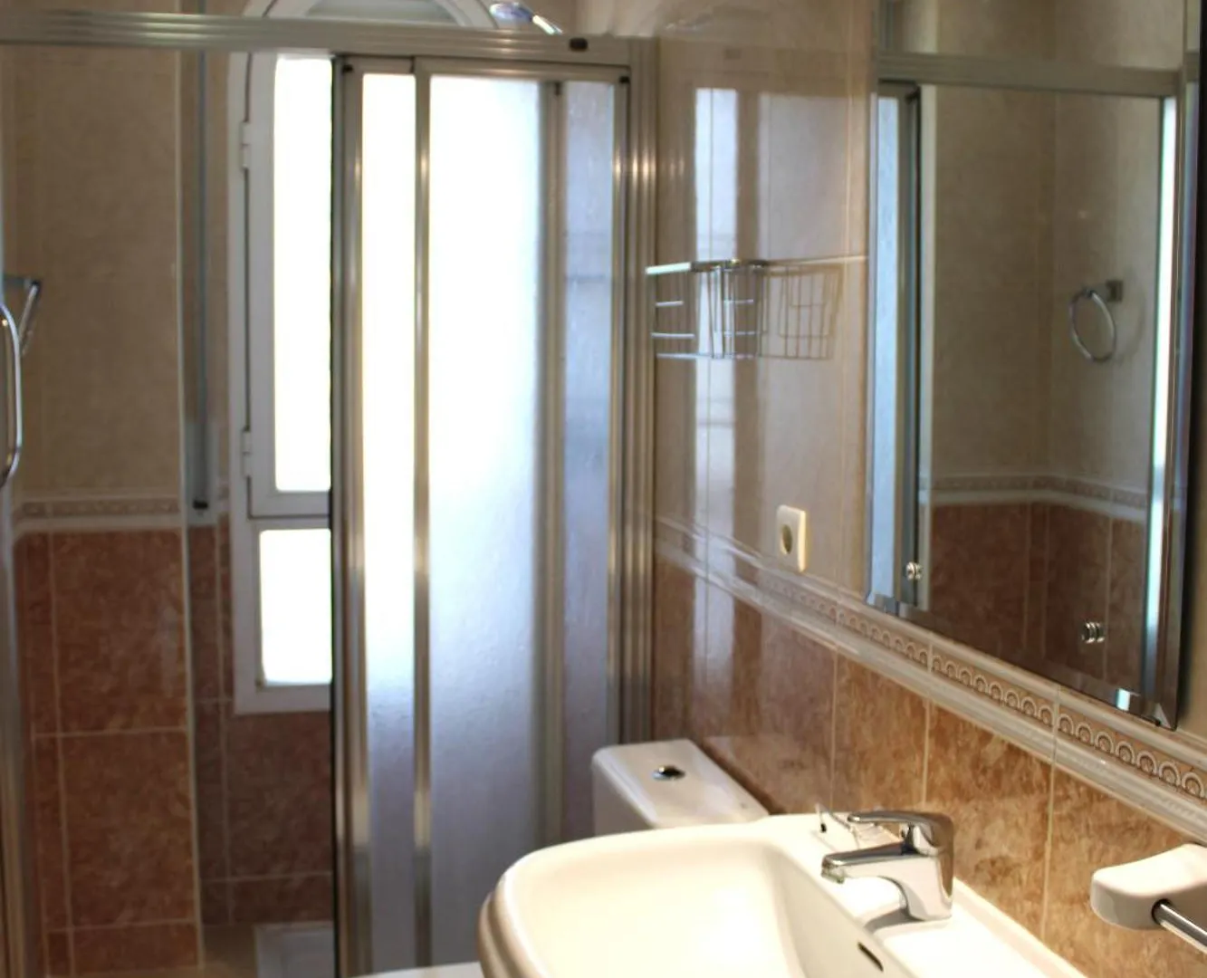 Piso A 10 Minutos Andando De Puerto Banus. Apartment Marbella