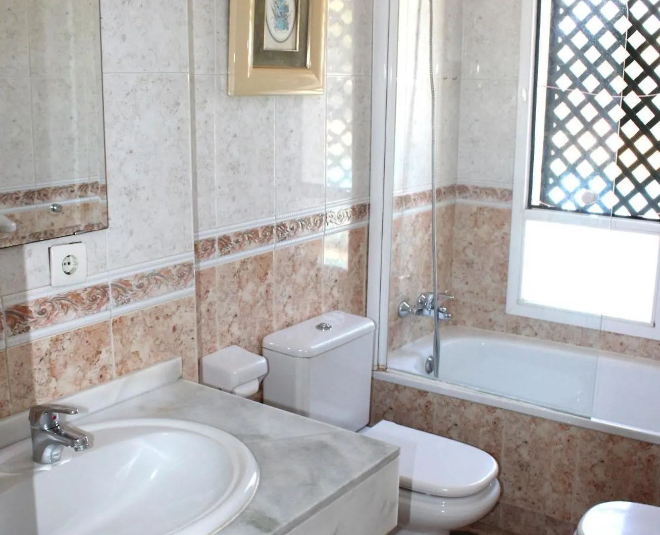 Piso A 10 Minutos Andando De Puerto Banus. Apartment Marbella 0*,  Spain